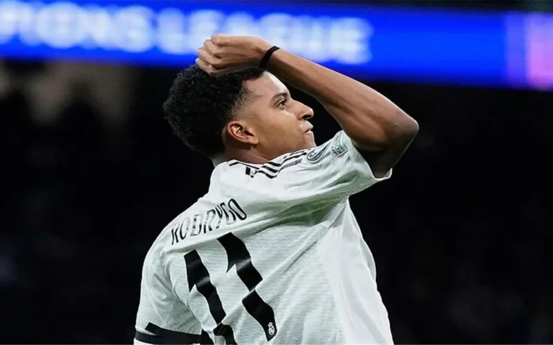 رودريجو يحسم موقفه من البقاء مع ريال مدريد بعد إصابة الرباط الصليبي